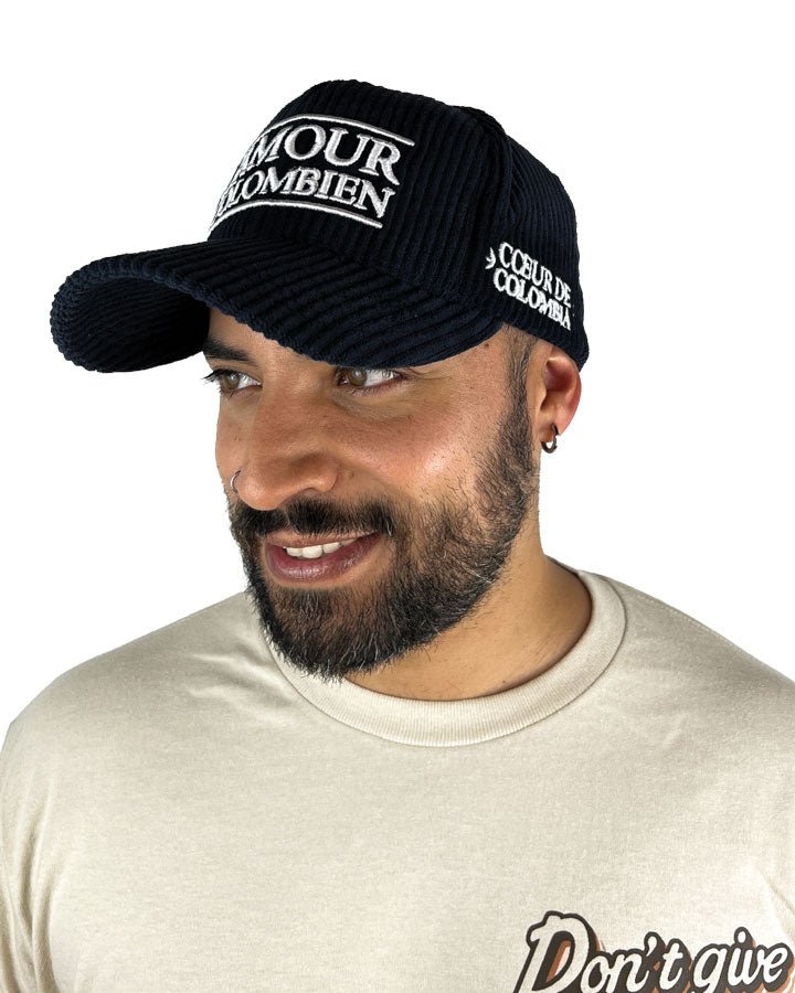 El amor Colombiano | Gorra azul de Pana con Visera Redonda - Rustiko