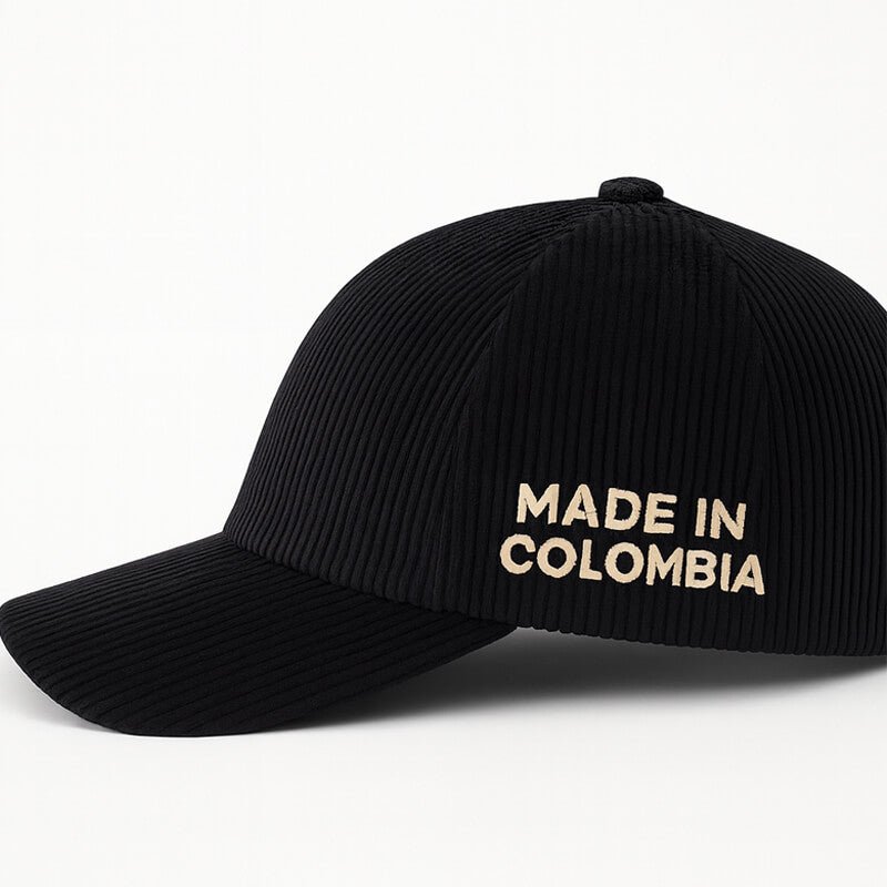 Made in Colombia | Gorra de Pana con Visera Redonda Color negro - Rustiko