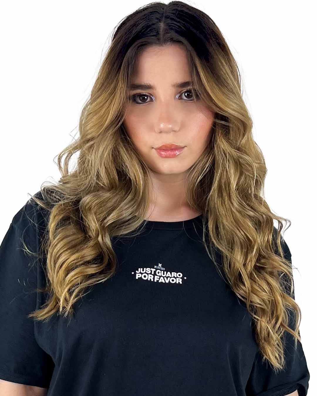 Solo buenas vibras y dos guaros por favor | Camiseta unisex color negro - Rustiko