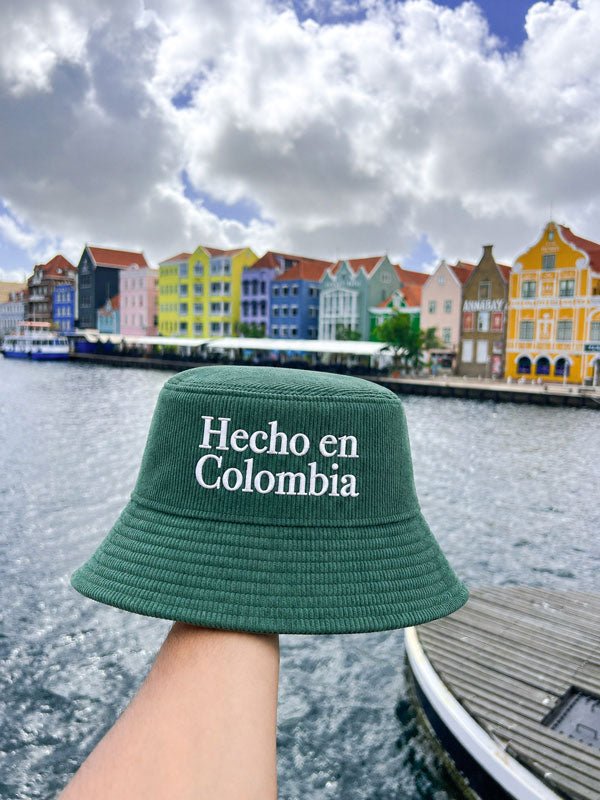 Hecho en colombia | Bucket Hat corduroy verde - Rustiko